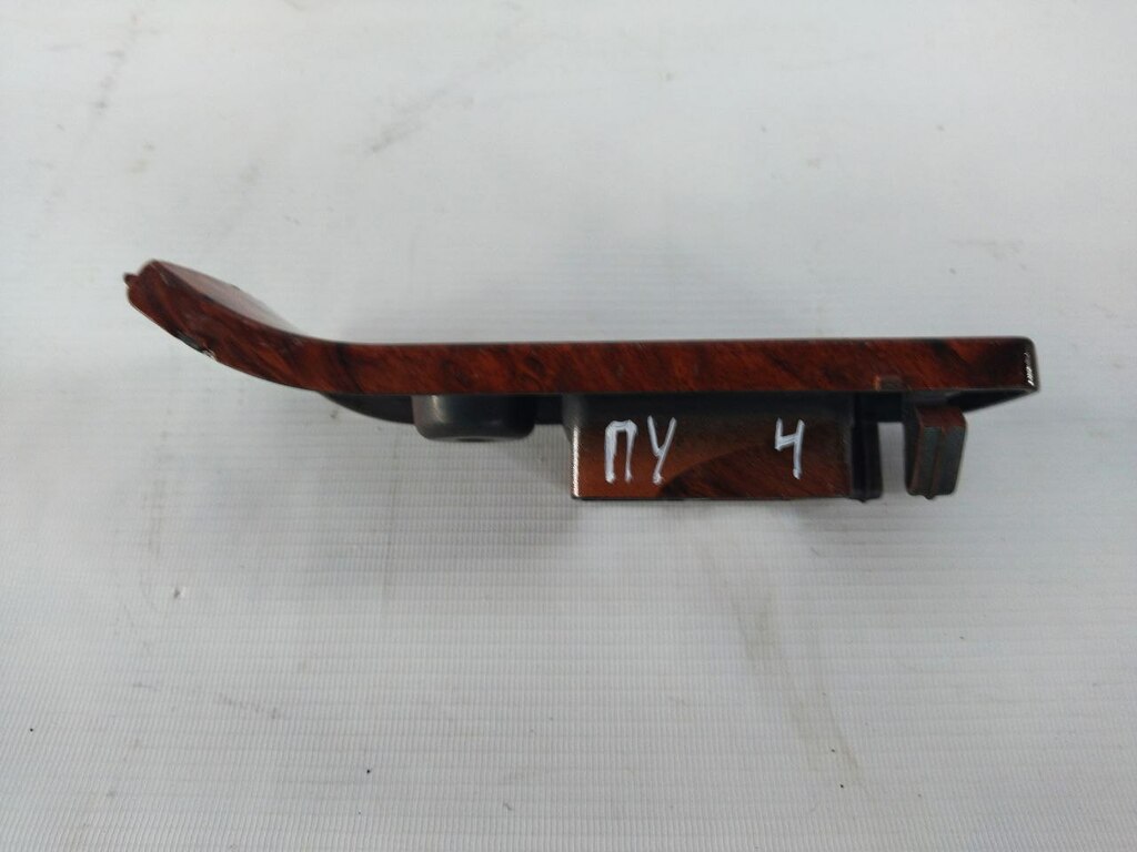 рамка панели приборов б/у - 2